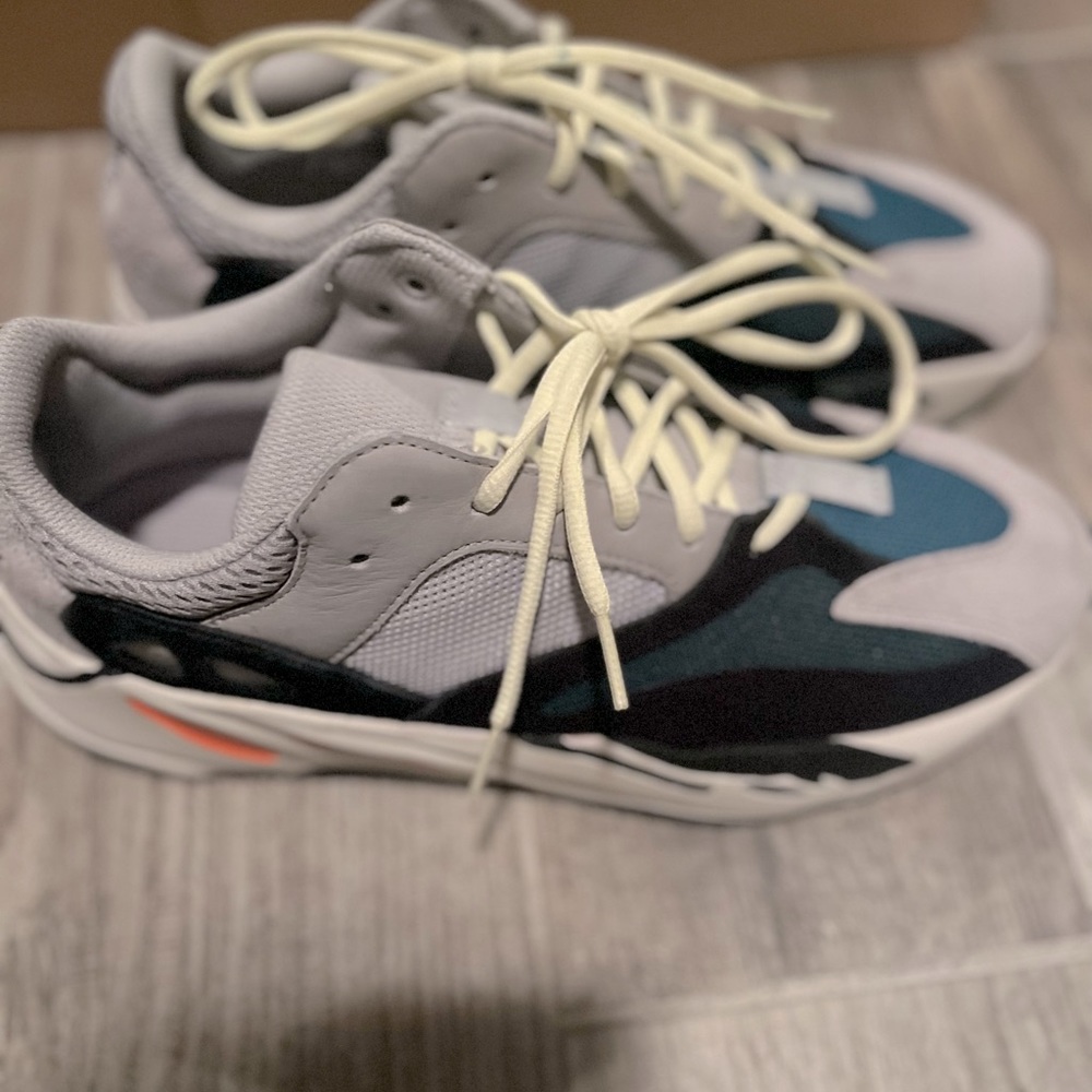 Yeezy 750 “Wave Runner” / Sz. 11